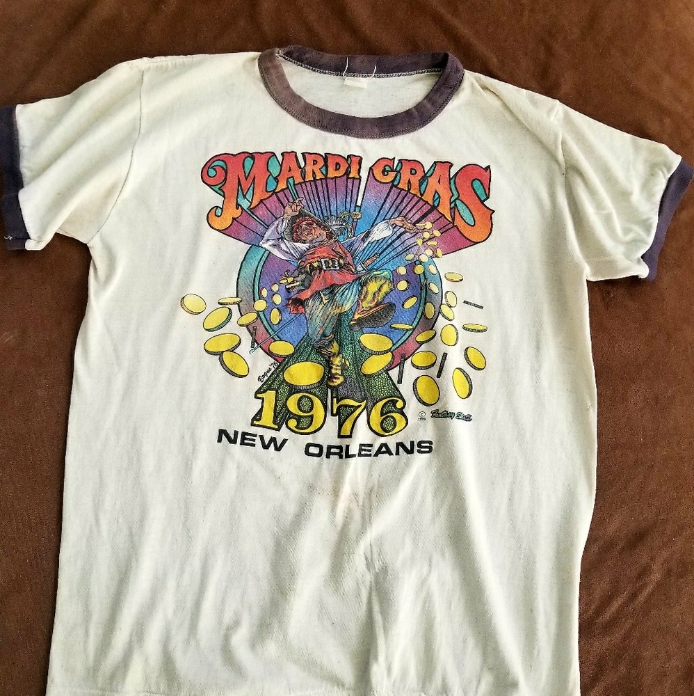 1976! VINTAGE MARDI GRAS TEE